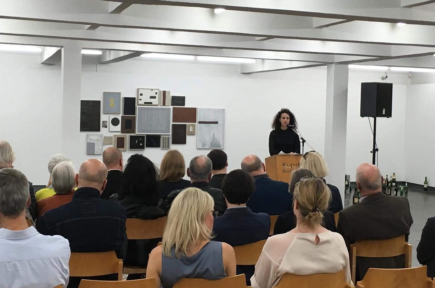 Delivering the introduction speech for Gregor Hildebrandt solo exhibition Kunsthalle Recklinghausen 2018